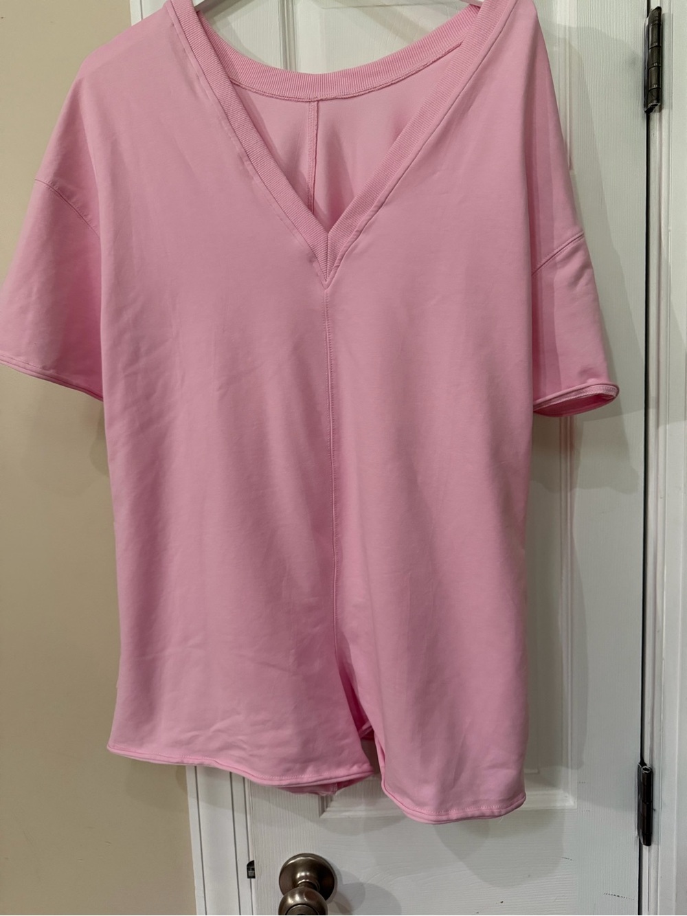 Women's V-Neck Short Romper - Pink